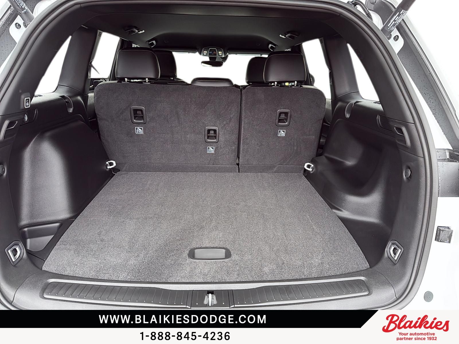 Photo 2025 Jeep Grand Cherokee Altitude #6