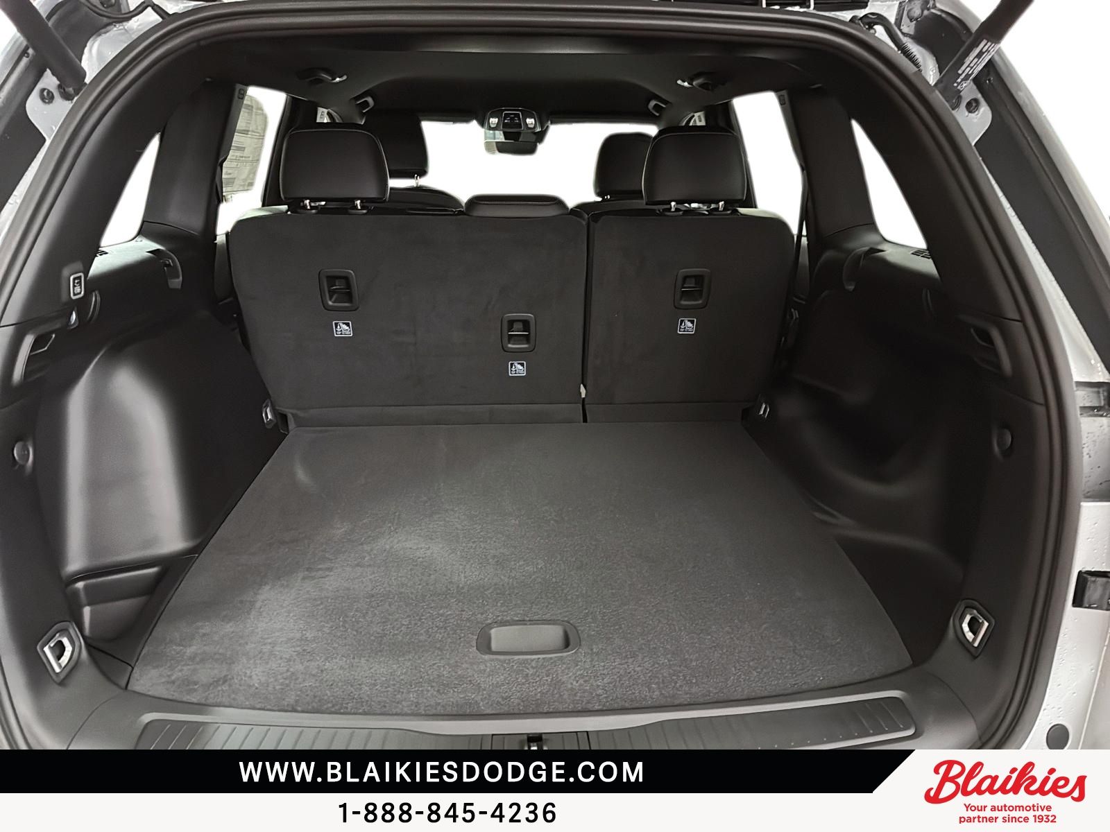 Photo 2025 Jeep Grand Cherokee Altitude #6