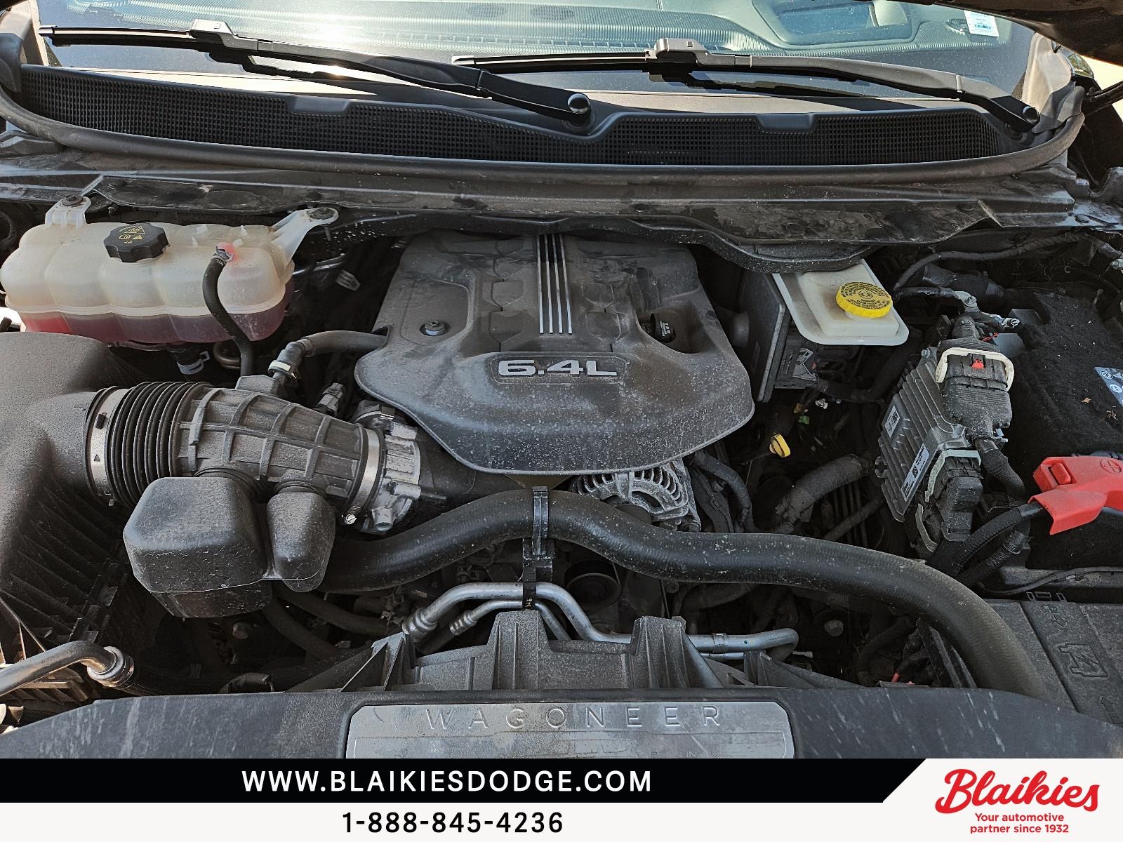 Photo Jeep Grand Wagoneer Series II Obsidian 2023 #8
