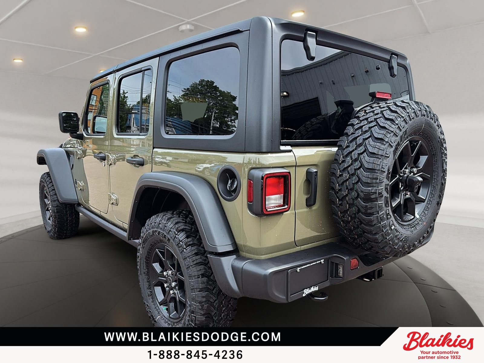 Photo Jeep Wrangler 4-Door WILLYS 2026 #4
