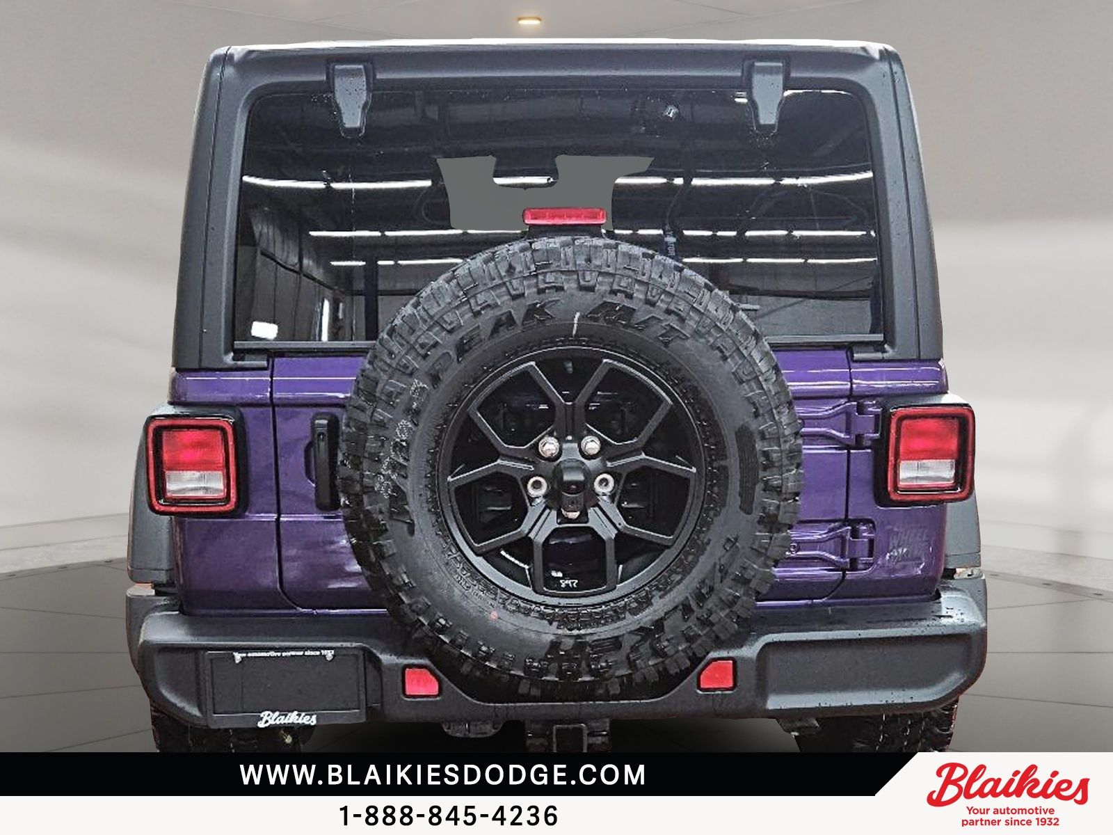 Photo Jeep Wrangler 4-Door WILLYS 2026 #3