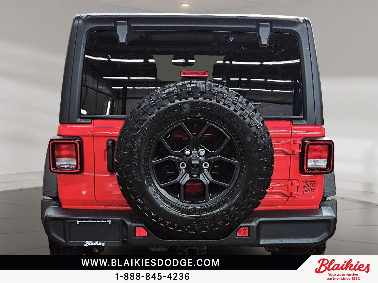 Photo Jeep Wrangler 4-Door WILLYS 2026 #3