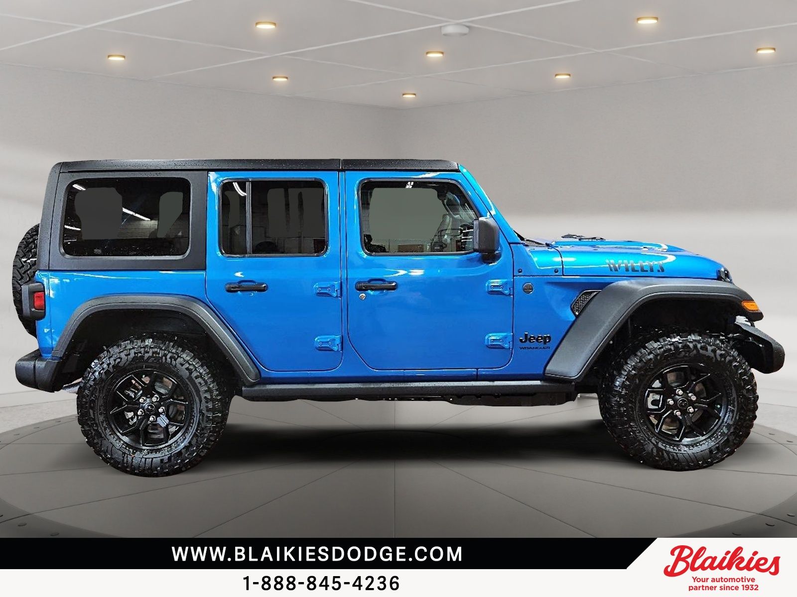 Photo Jeep Wrangler 4-Door WILLYS 2026 #5