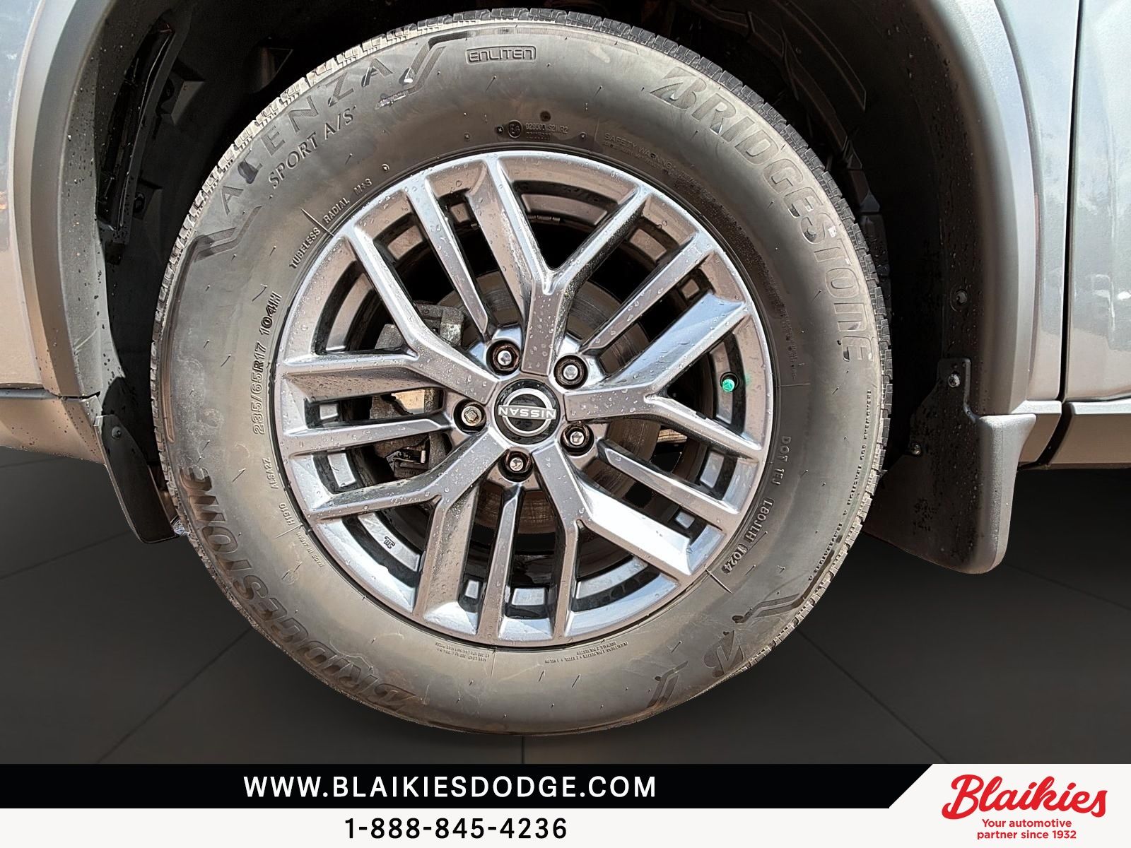 Photo 2024 Nissan Rogue S #7