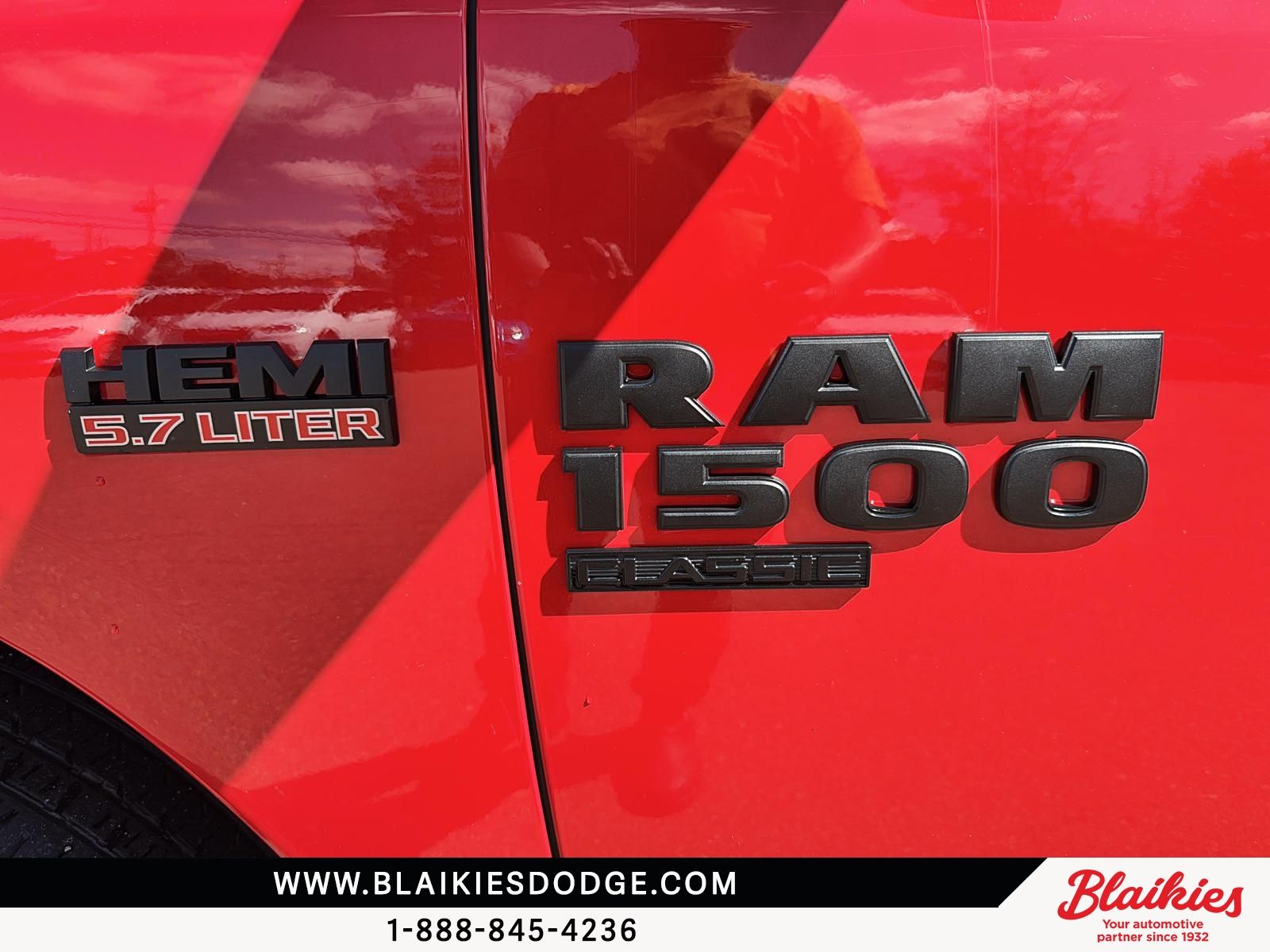 Photo 2022 Ram 1500 Classic Express #6