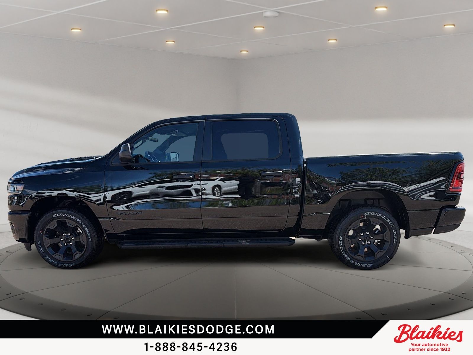 Photo Ram 1500 EXPRESS 2026 #5