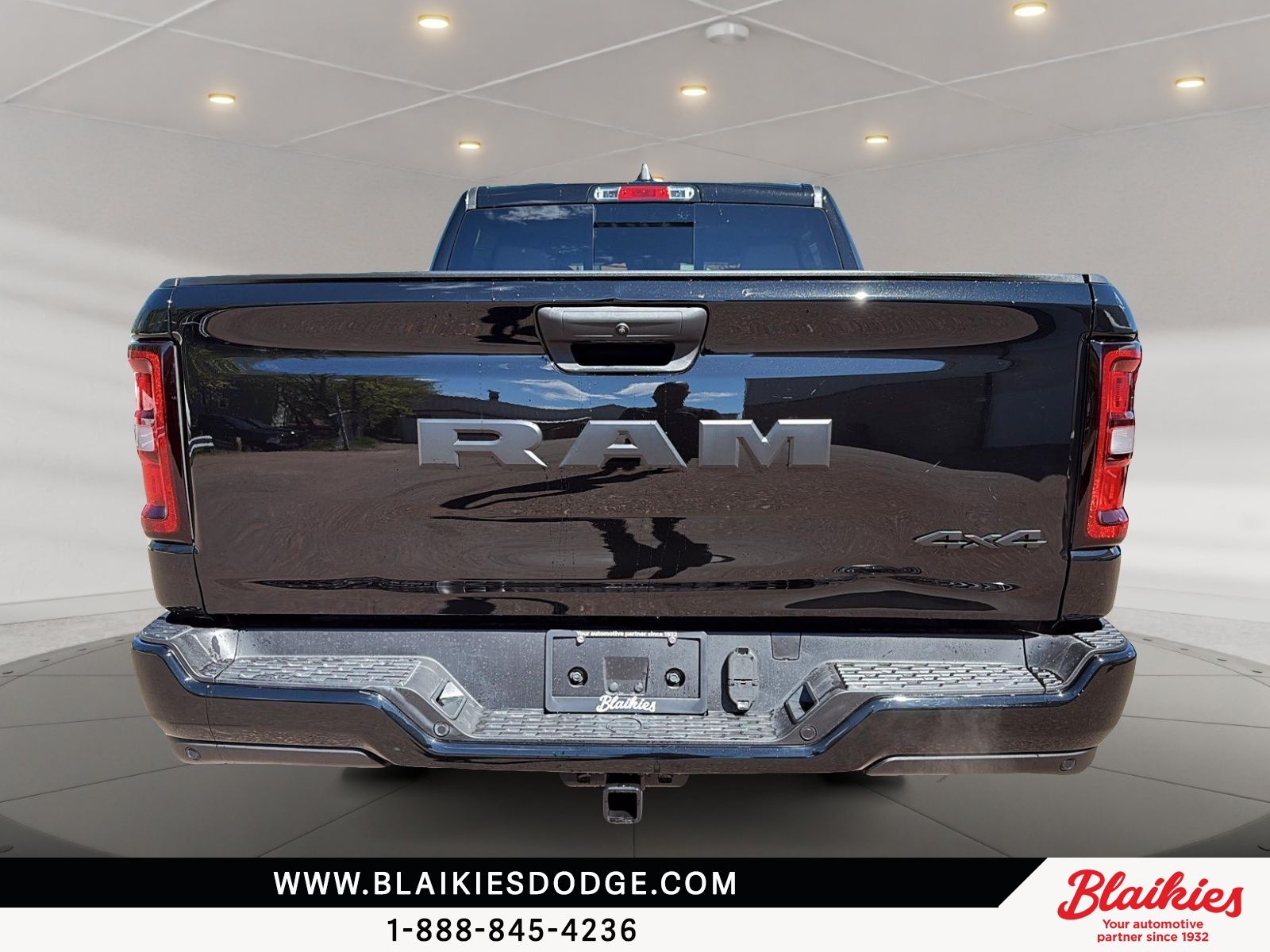 Photo Ram 1500 EXPRESS 2026 #3