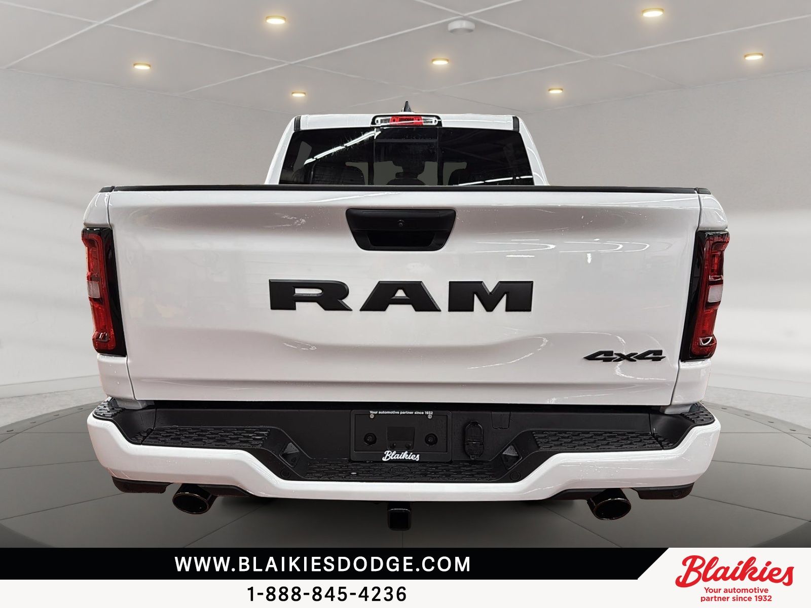 Photo Ram 1500 EXPRESS 2026 #3