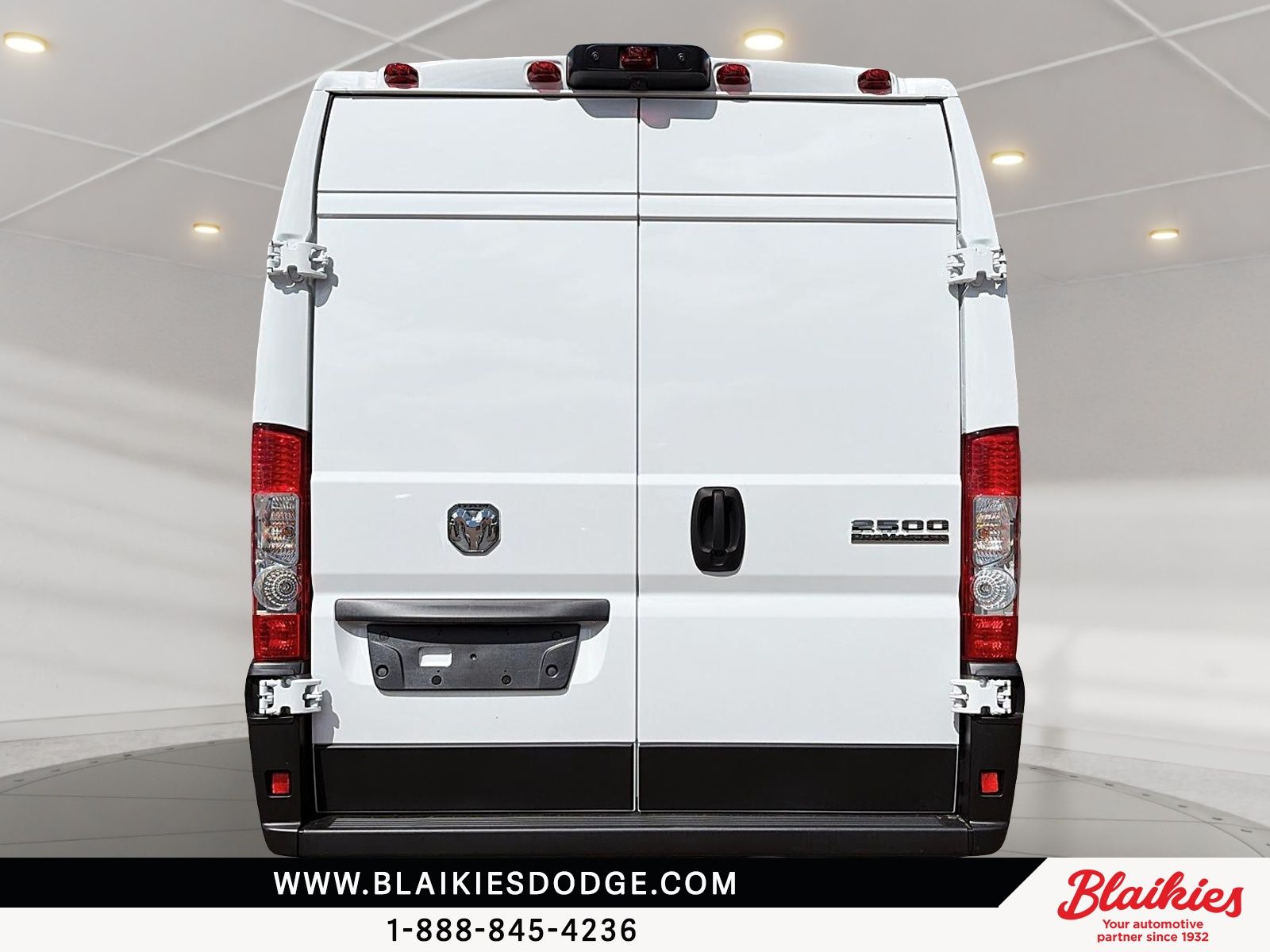 Photo Ram ProMaster Cargo Van Tradesman 2025 #3