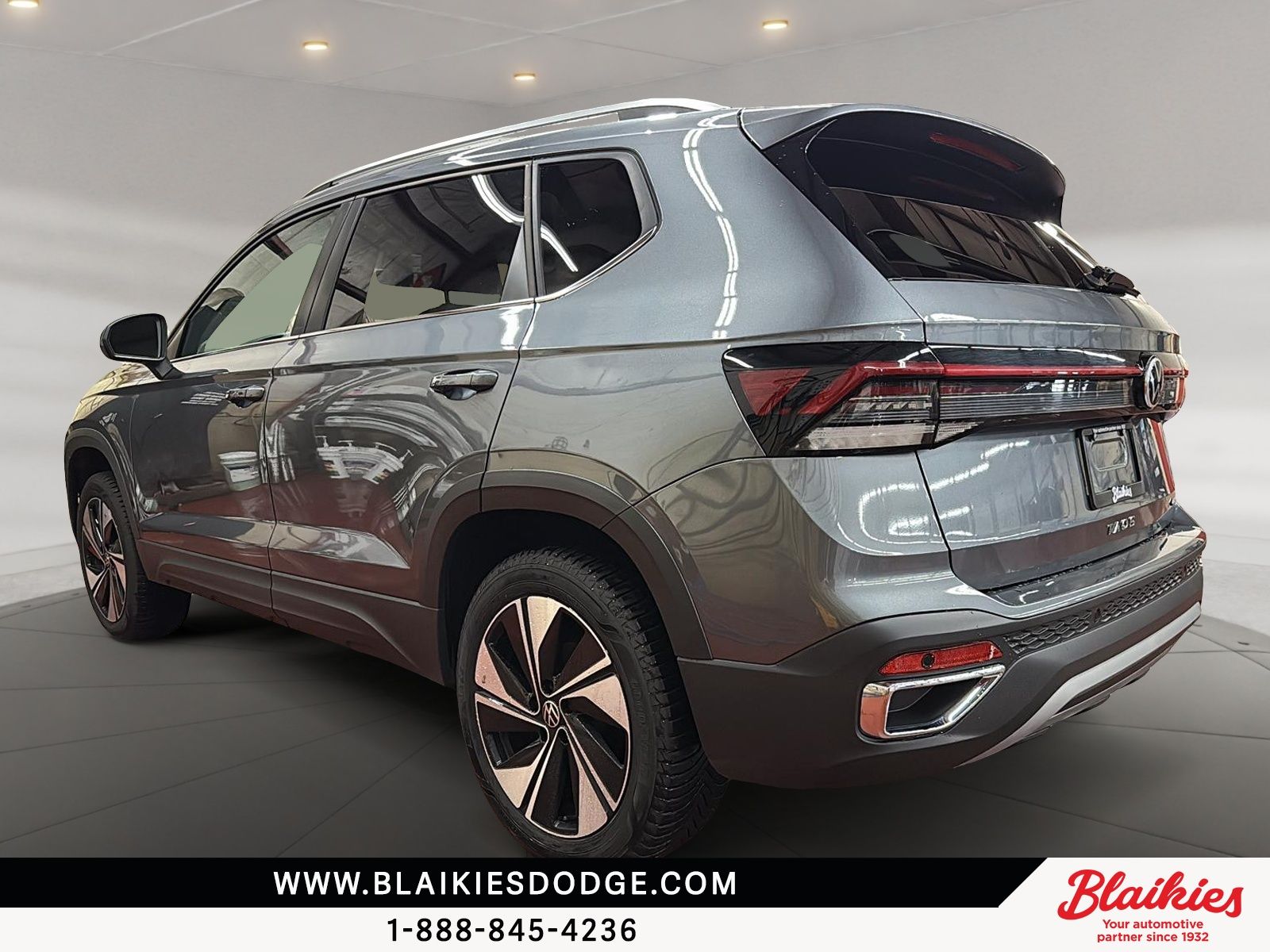 Photo 2025 Volkswagen Taos Comfortline #4
