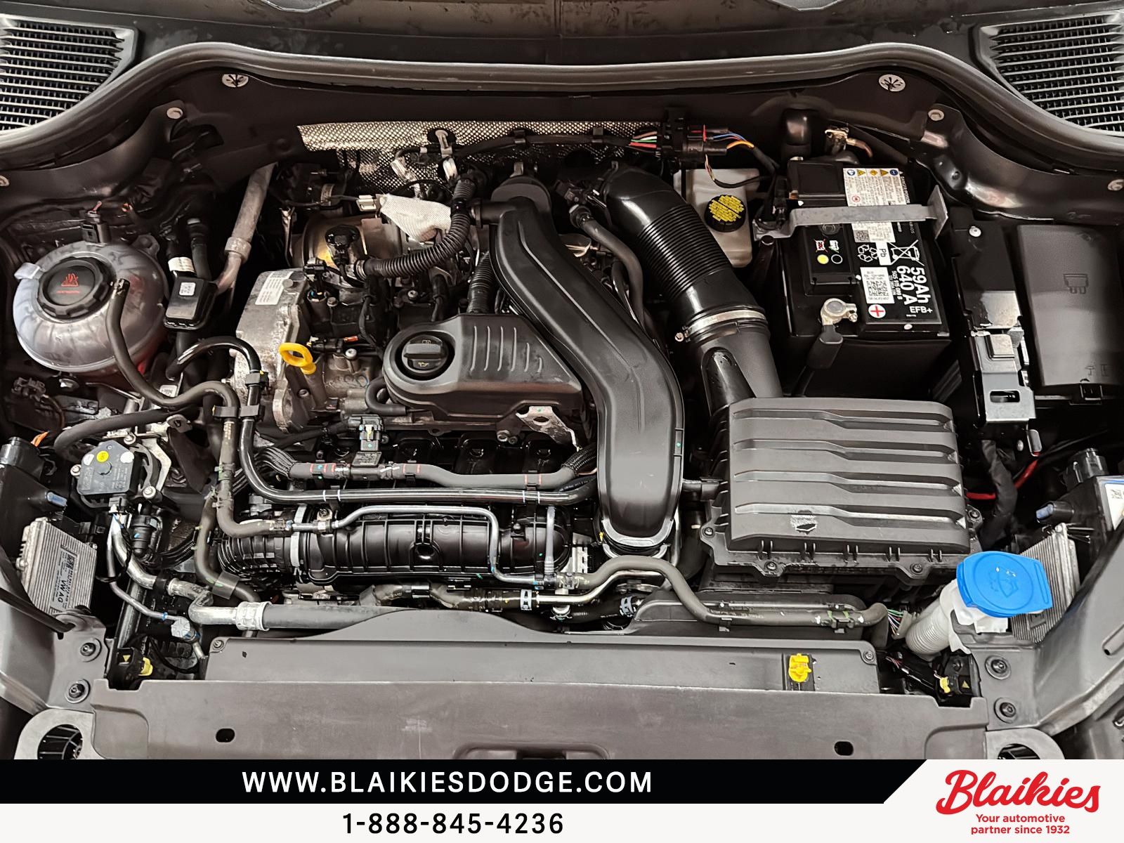 Photo 2025 Volkswagen Taos Comfortline #8