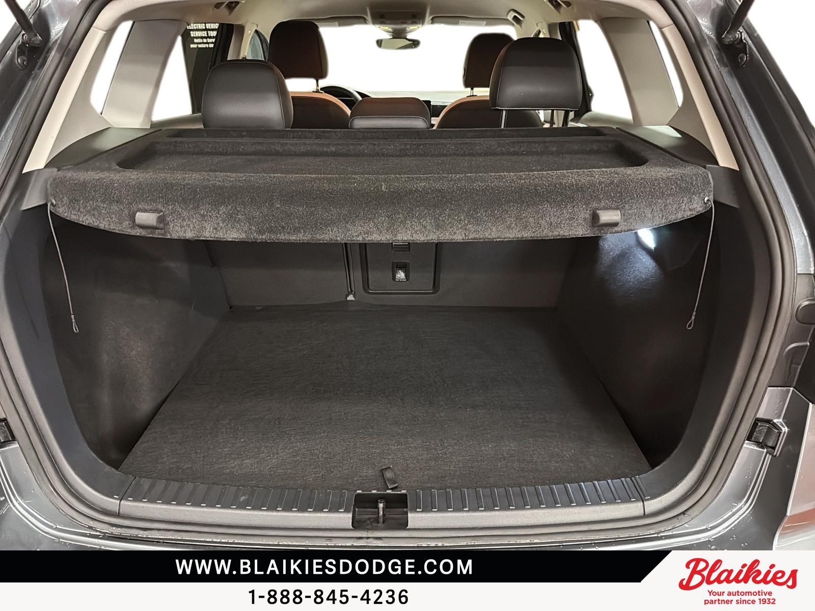 Photo 2025 Volkswagen Taos Comfortline #6