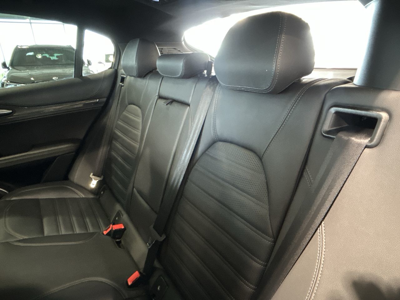 2019 Alfa Romeo Stelvio in Aurora, Ontario