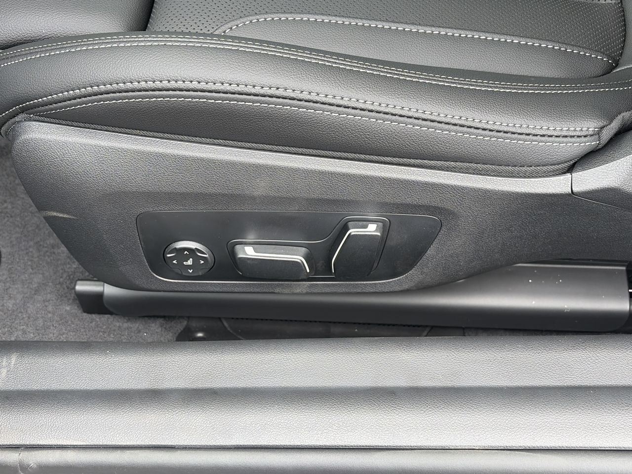 2026 BMW 2 Series Coupe in Aurora, Ontario