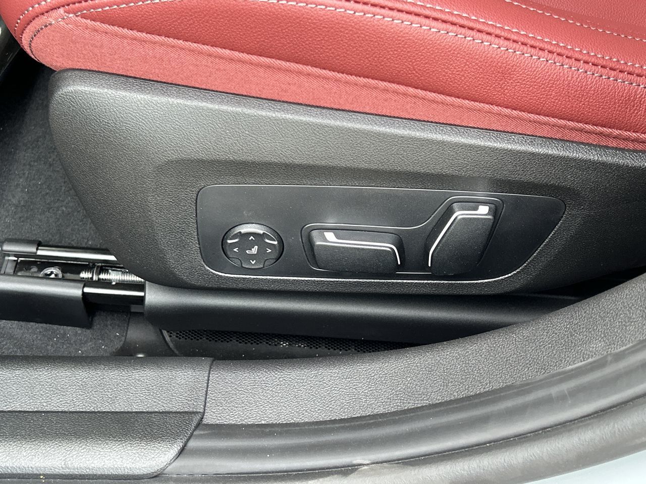 2025 BMW 3 Series Sedan in Aurora, Ontario