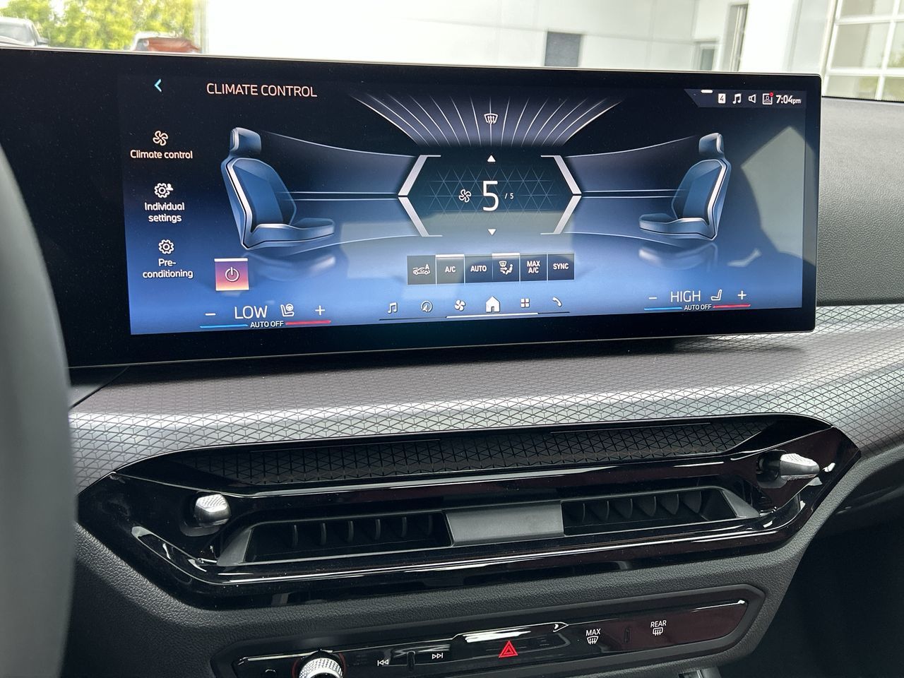 2025 BMW 3 Series Sedan in Aurora, Ontario