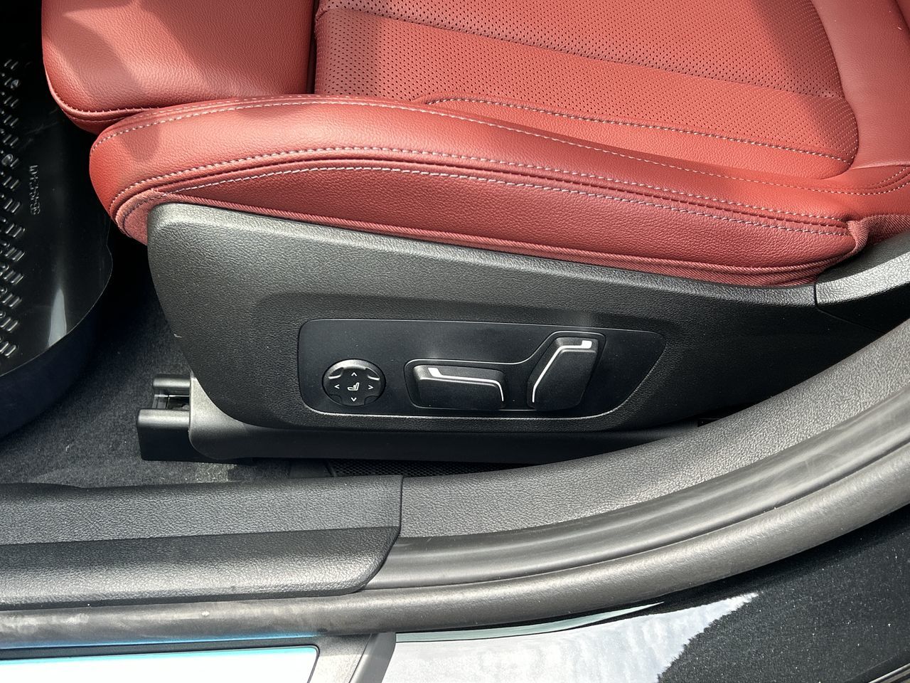 2025 BMW 3 Series Sedan in Aurora, Ontario