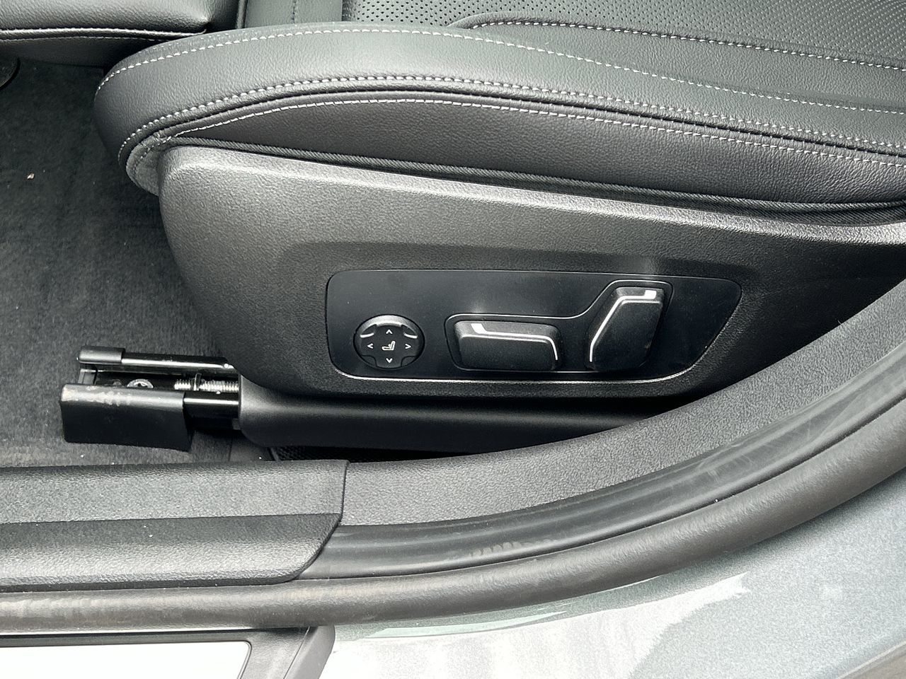2025 BMW 3 Series Sedan