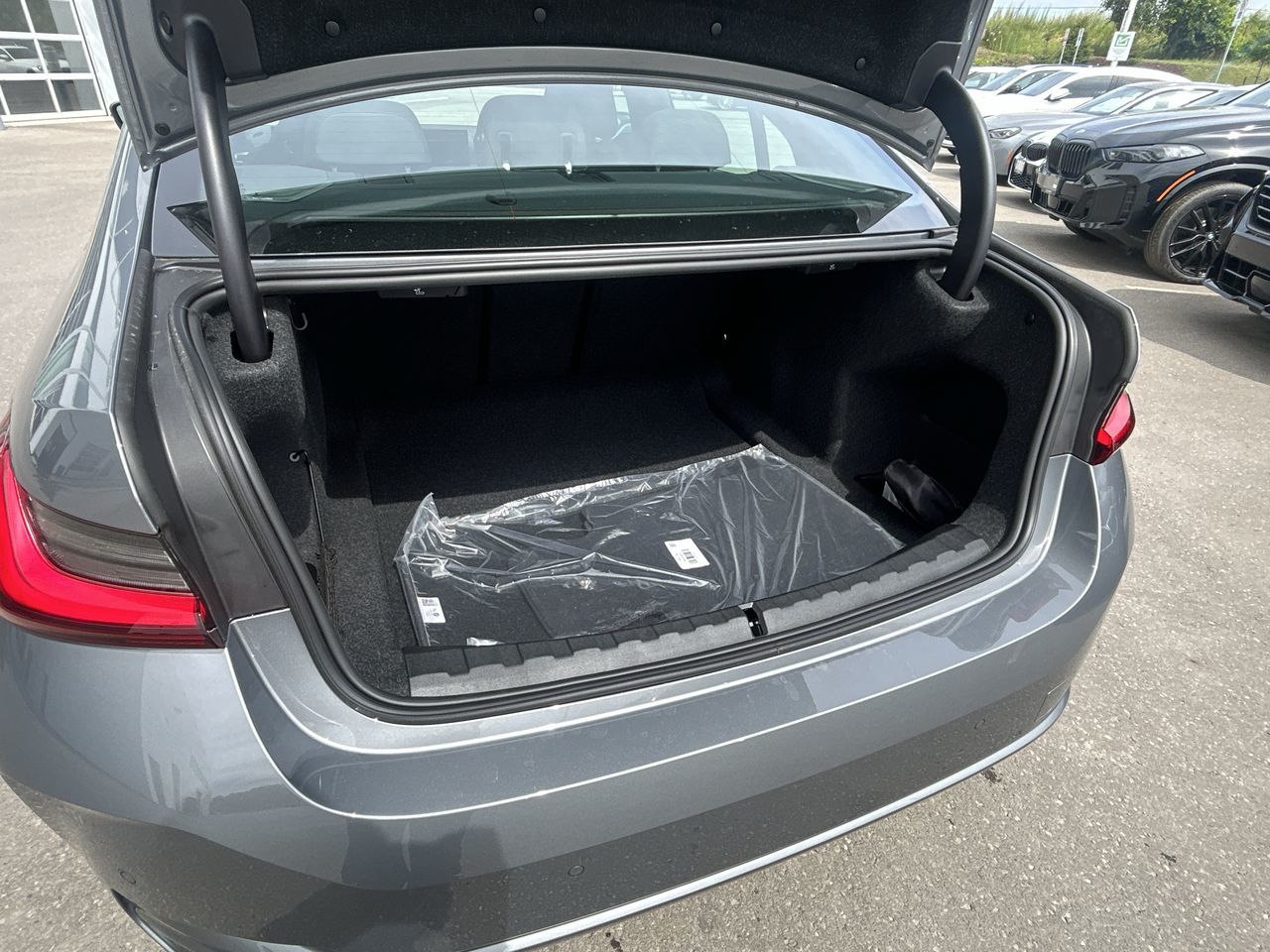 2025 BMW 3 Series Sedan in Aurora, Ontario