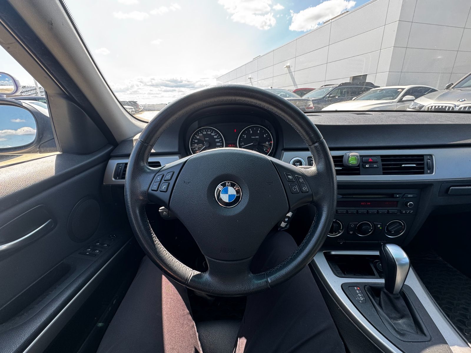 BMW 323i  2007 à Aurora, Ontario