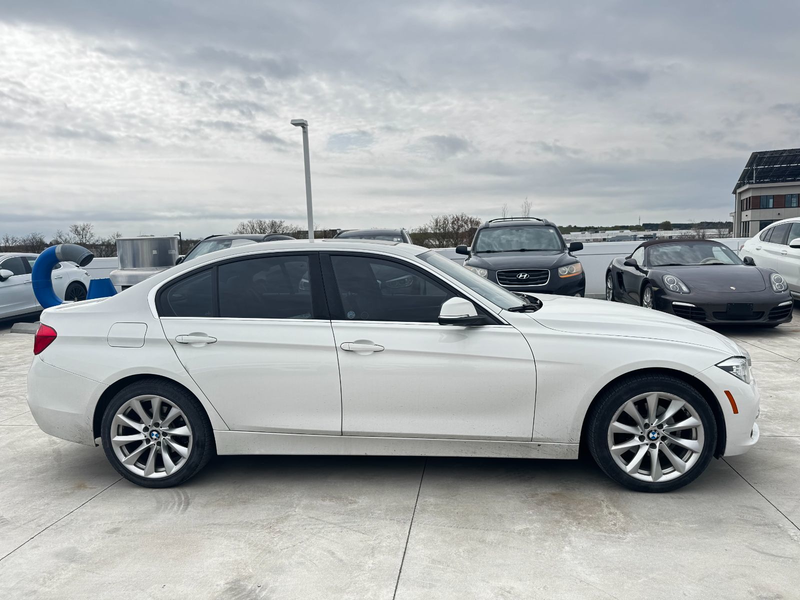 BMW 328i  2016 à Aurora, Ontario