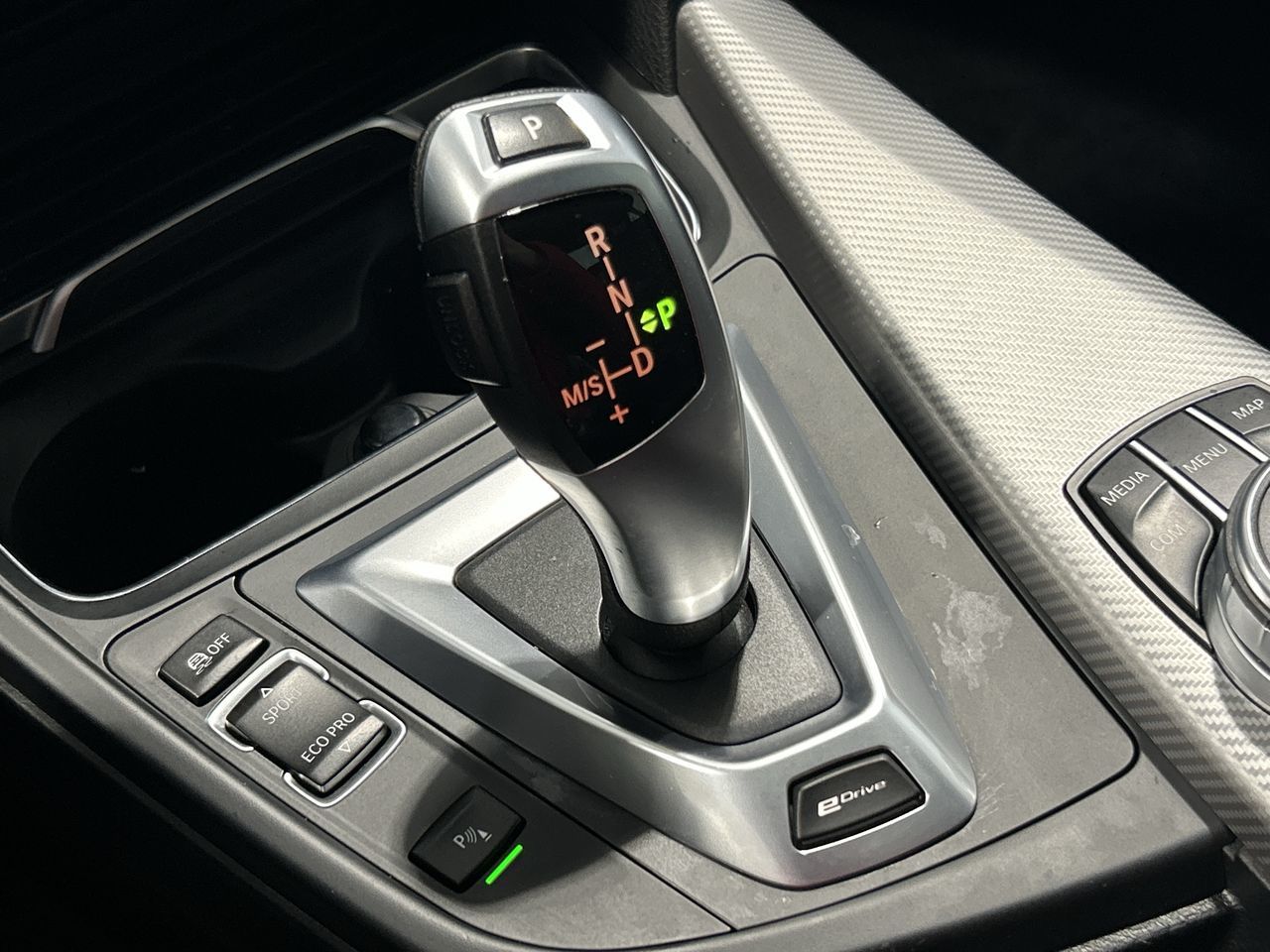 BMW 330e  2018 à Aurora, Ontario