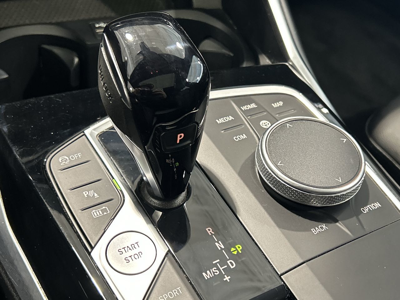 2022 BMW 330e