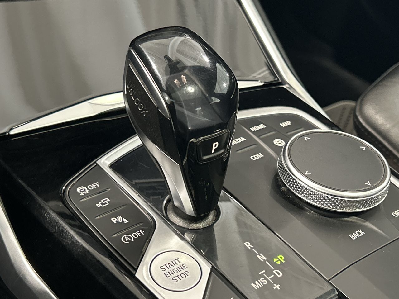 2021 BMW 330i
