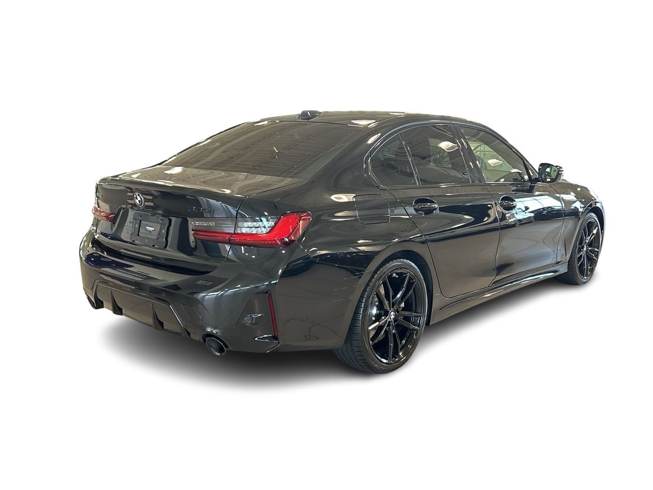 2023 BMW 330i