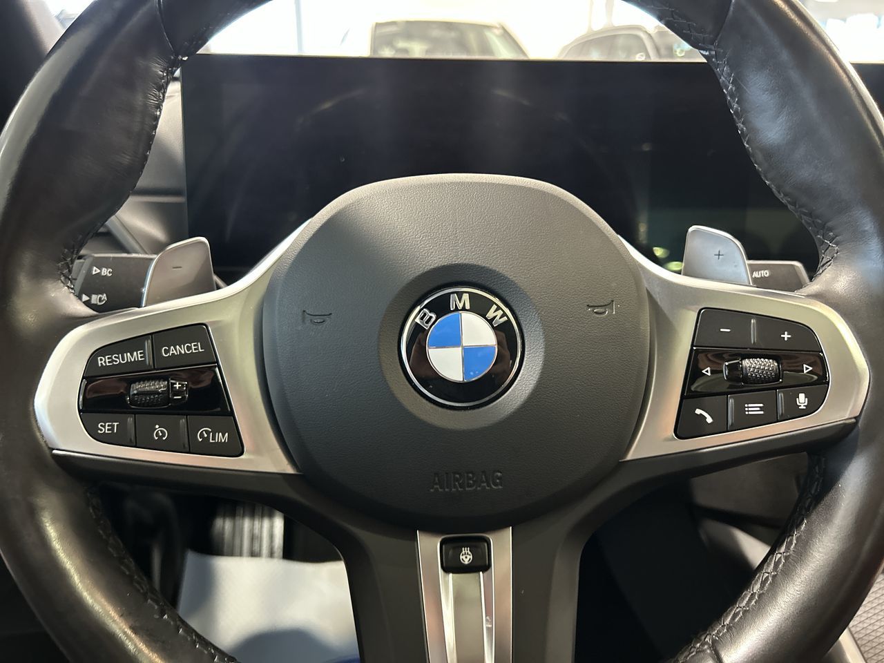 2024 BMW 330i