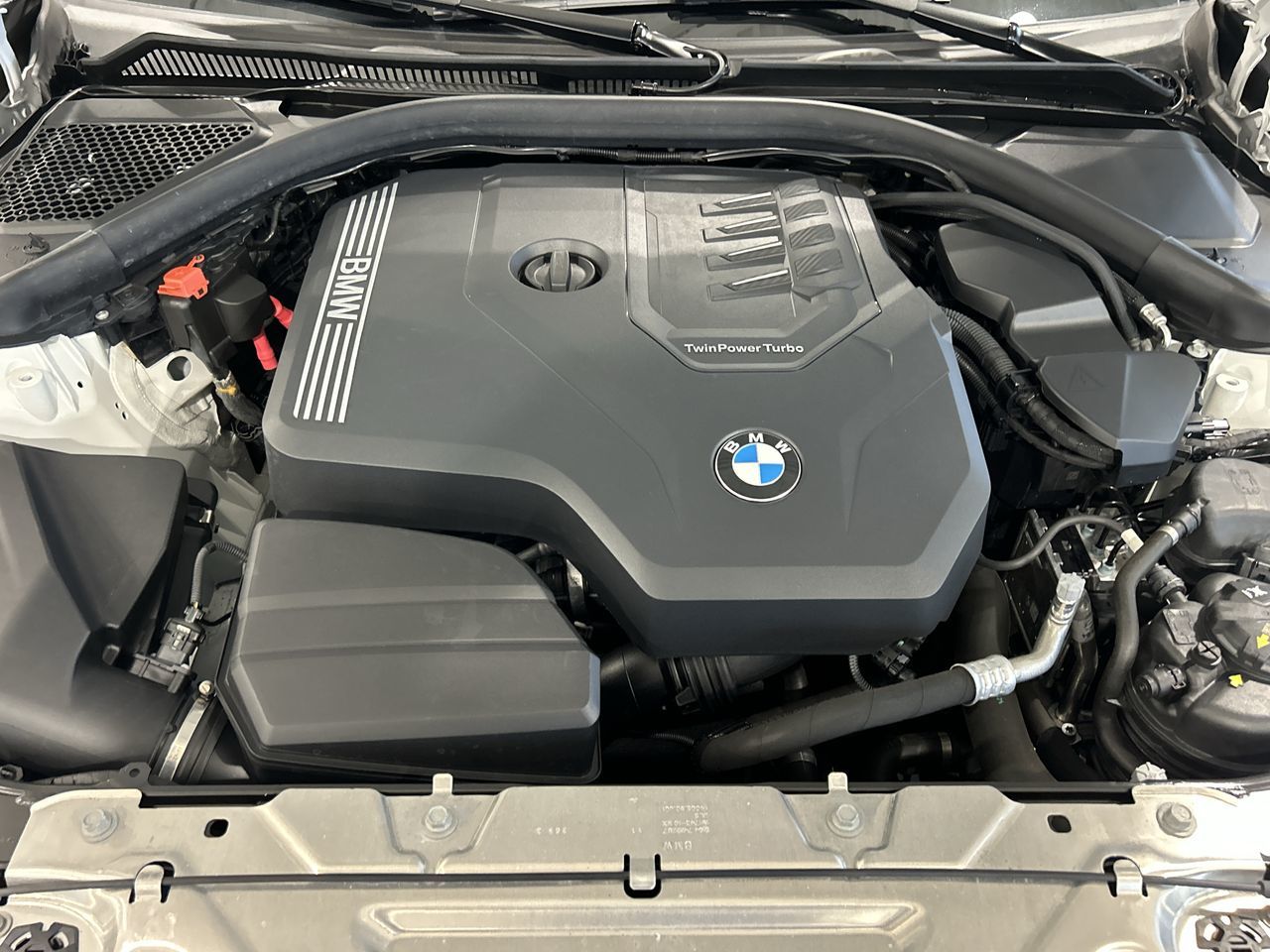 2024 BMW 330i
