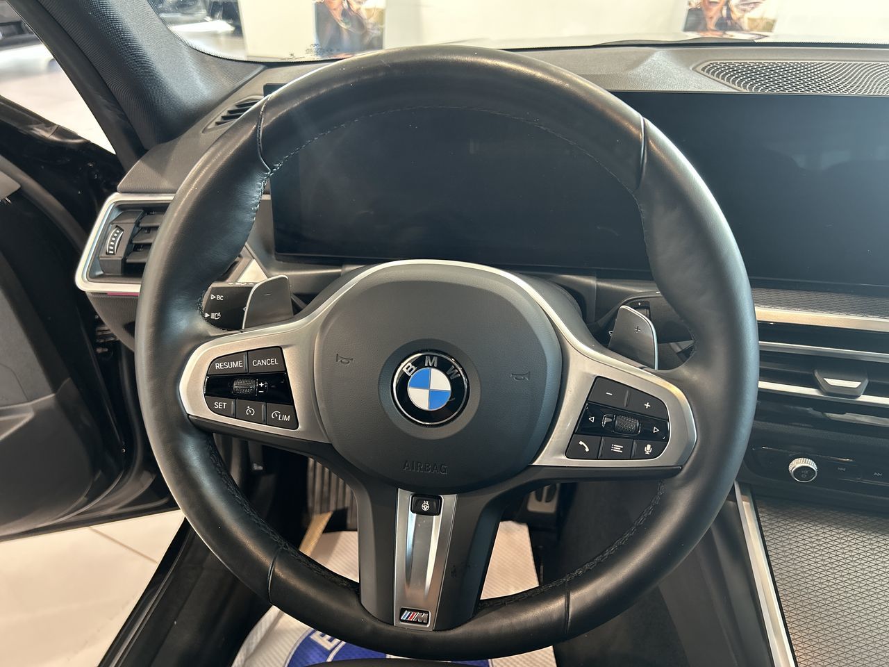 2024 BMW 330i
