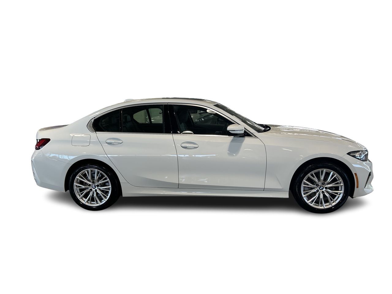 2024 BMW 330i