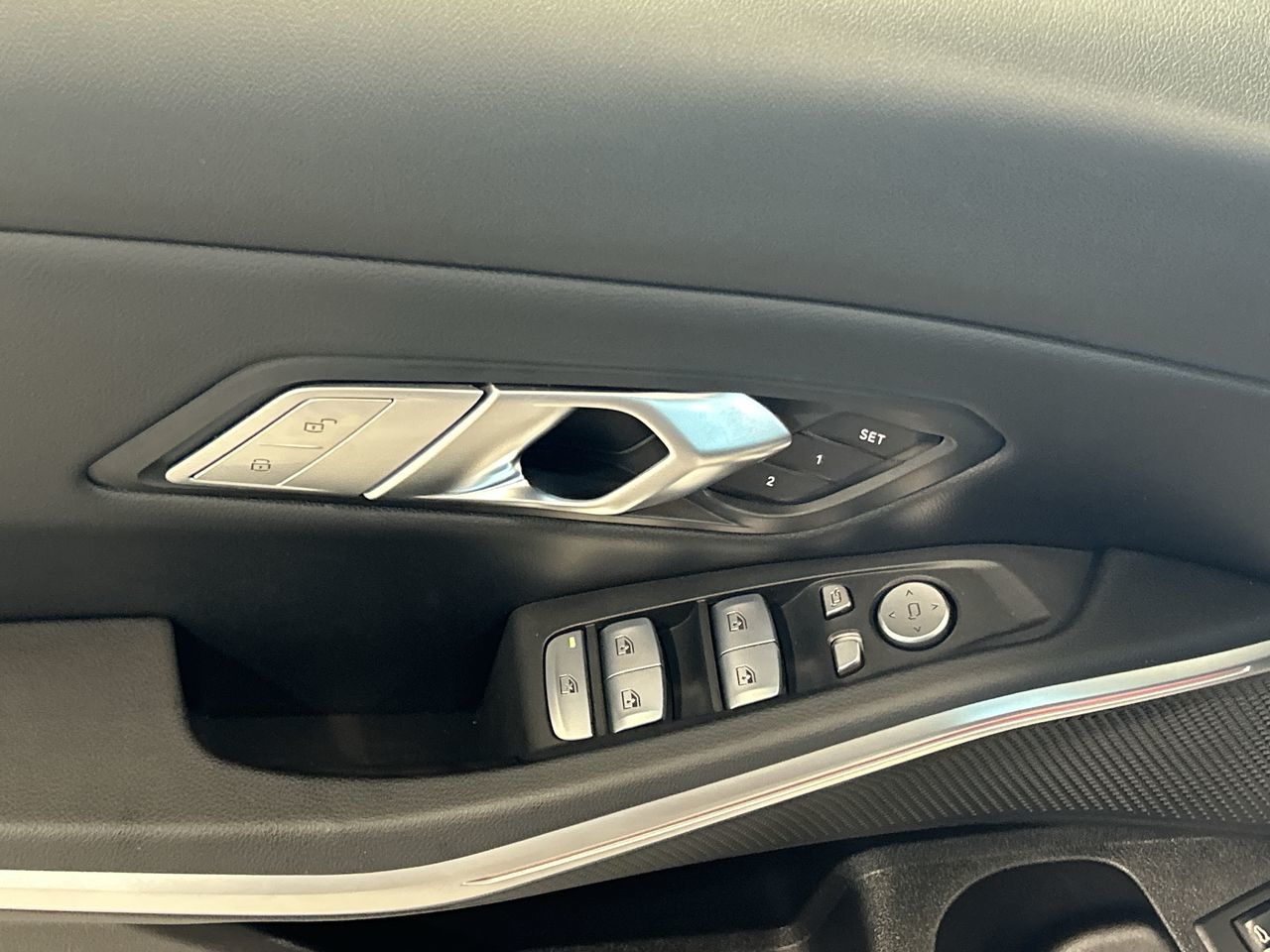 2024 BMW 330i