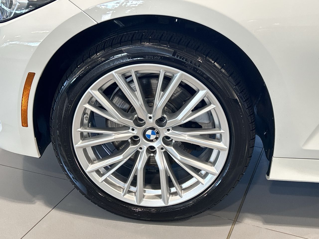 2024 BMW 330i