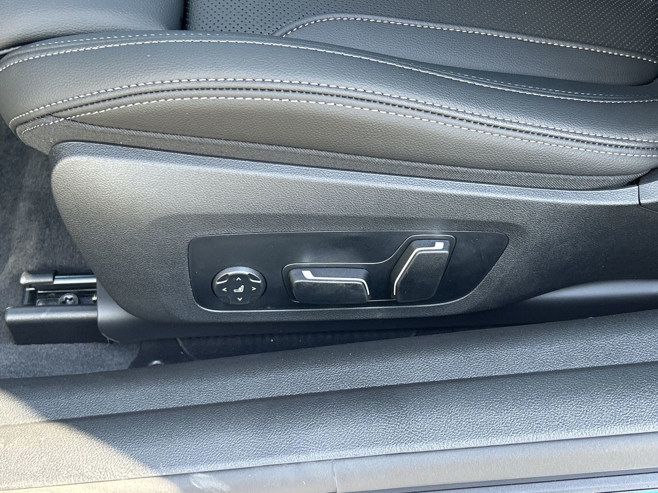 2027 BMW 4 Series Coupe in Aurora, Ontario