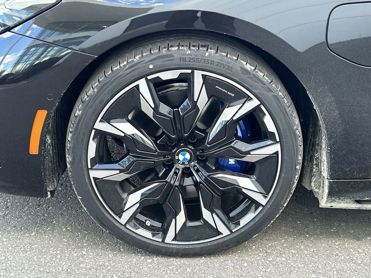 2027 BMW 5 Series Sedan PHEV in Aurora, Ontario