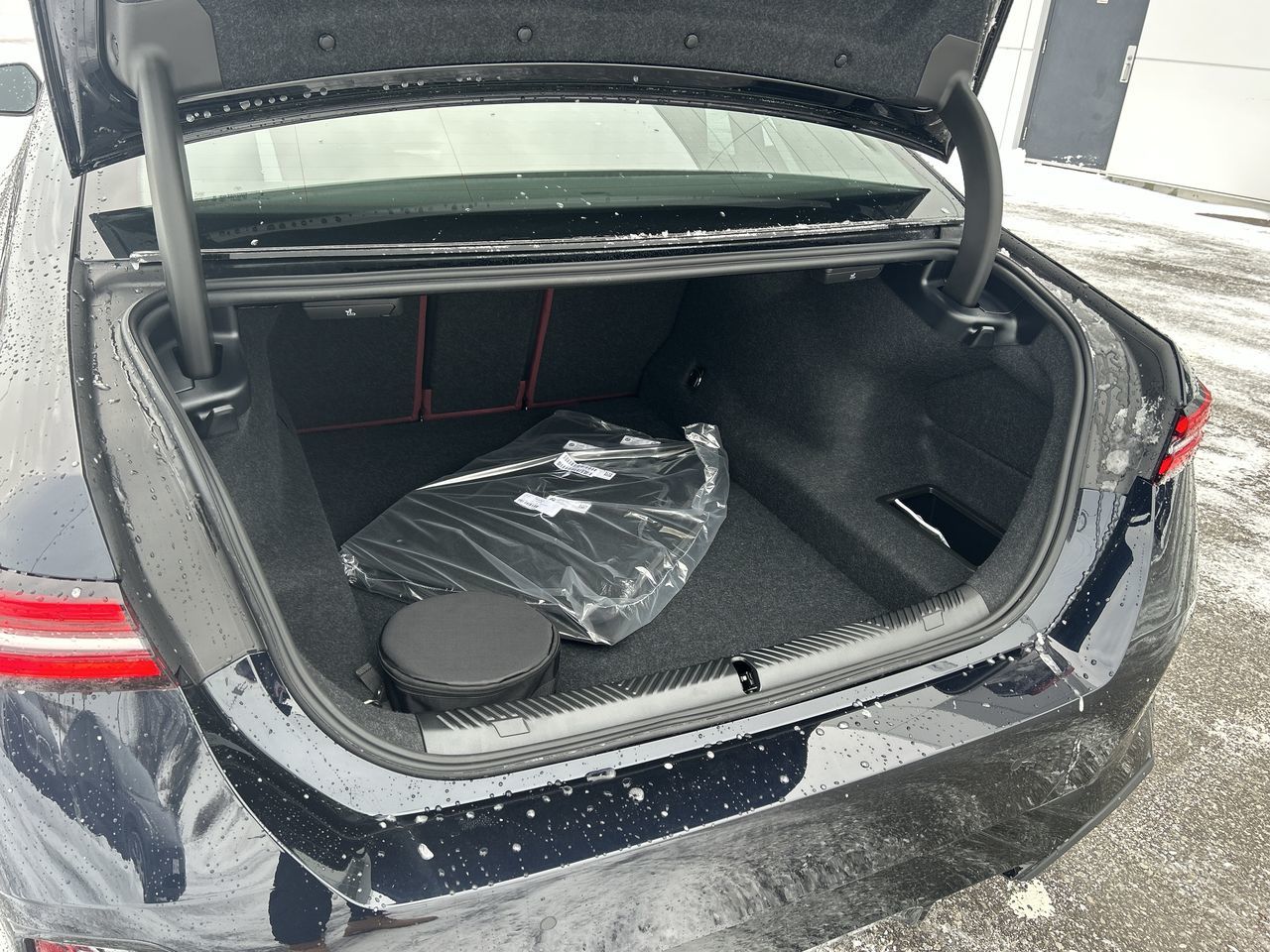 2026 BMW 5 Series Sedan