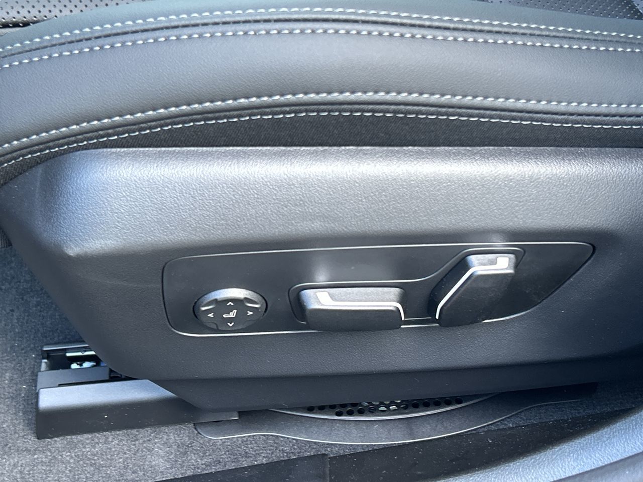 2027 BMW 5 Series Sedan