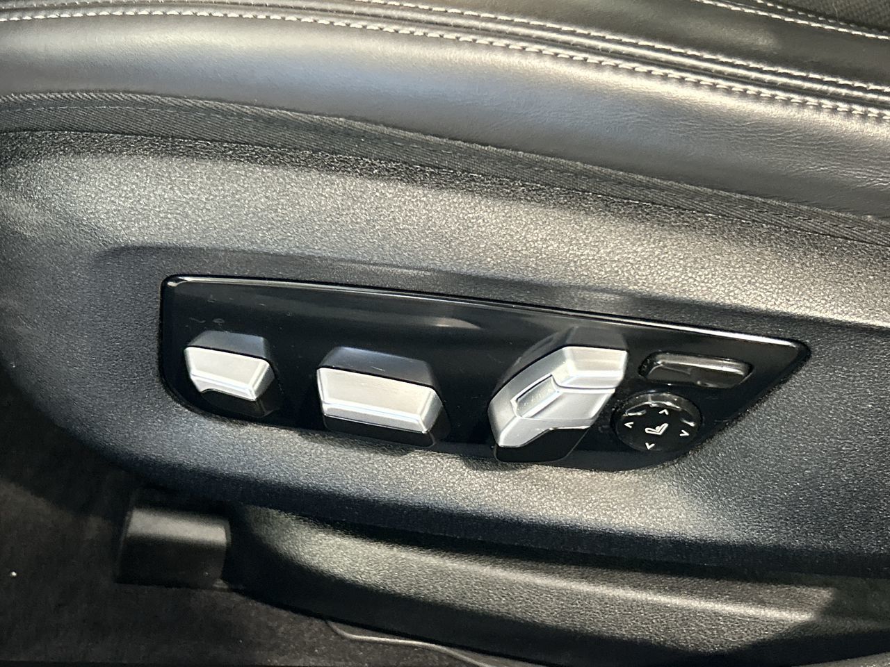 2022 BMW 530i in Aurora, Ontario