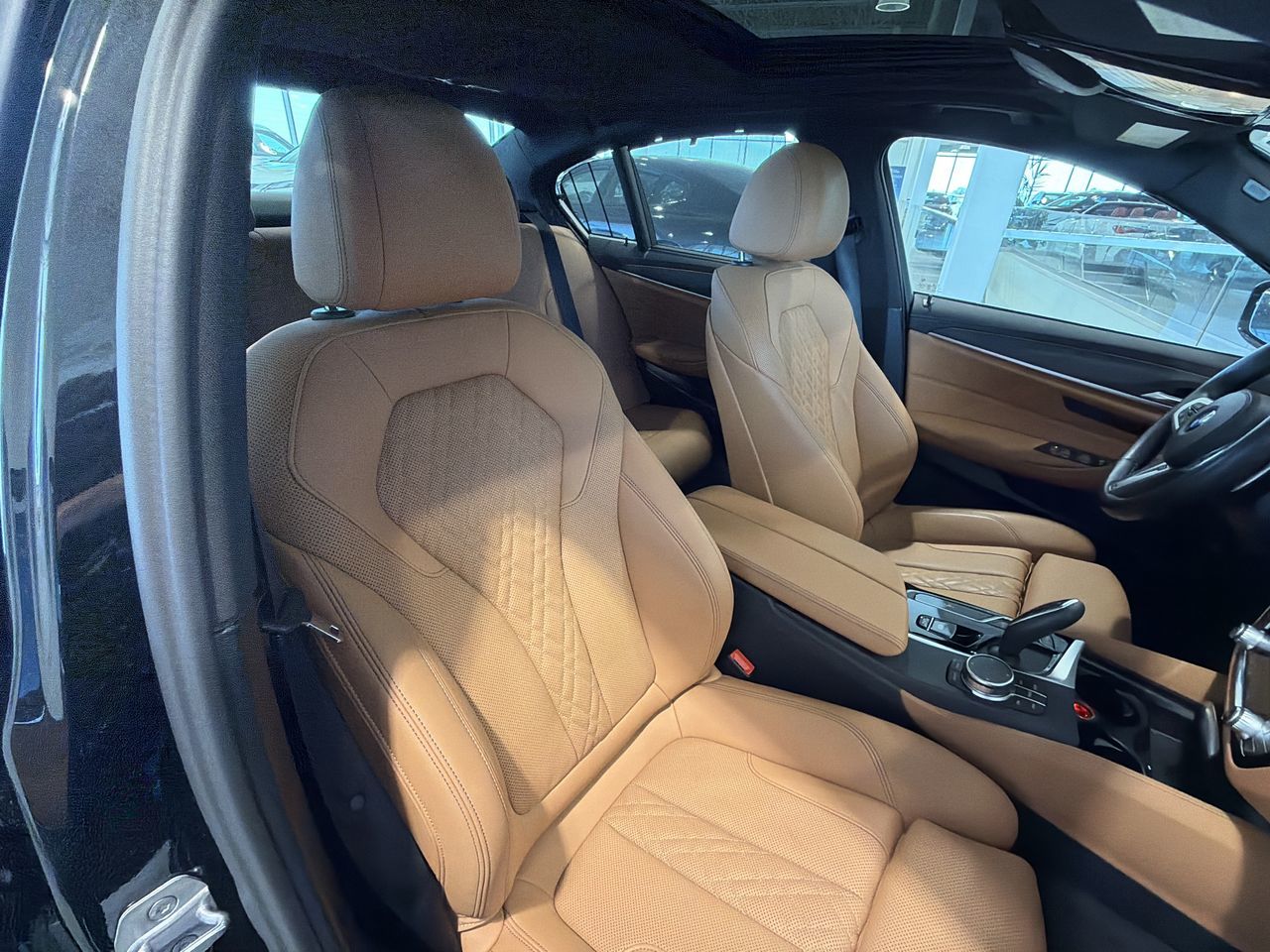 2023 BMW 530i