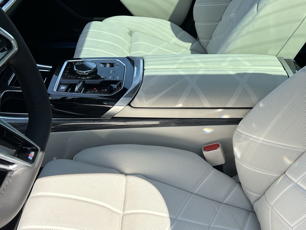 2026 BMW 7 Series Sedan in Aurora, Ontario