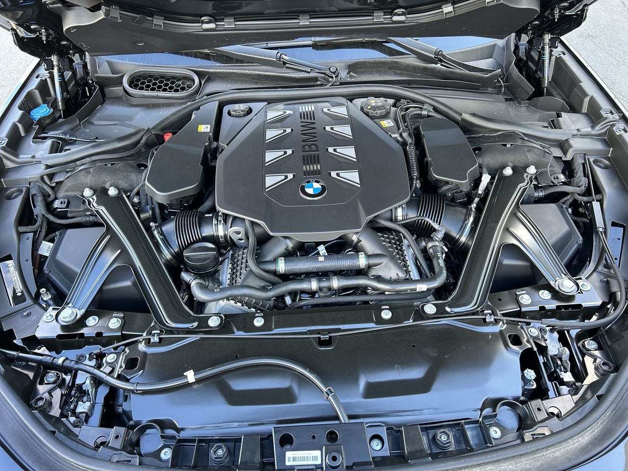 2026 BMW 7 Series Sedan in Aurora, Ontario