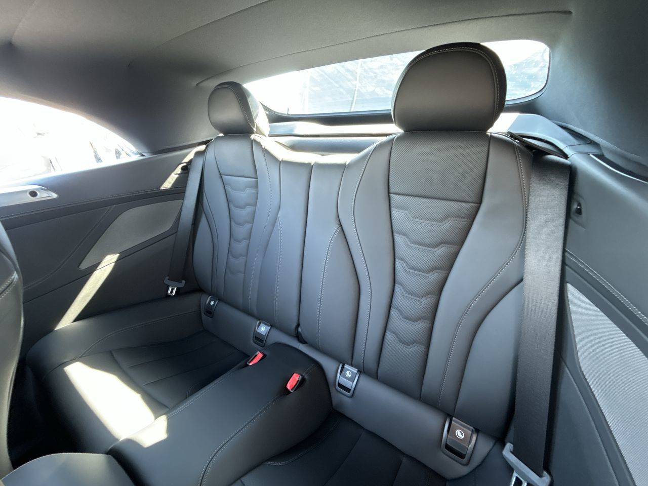 BMW 8 Series Cabriolet  2025 à Aurora, Ontario