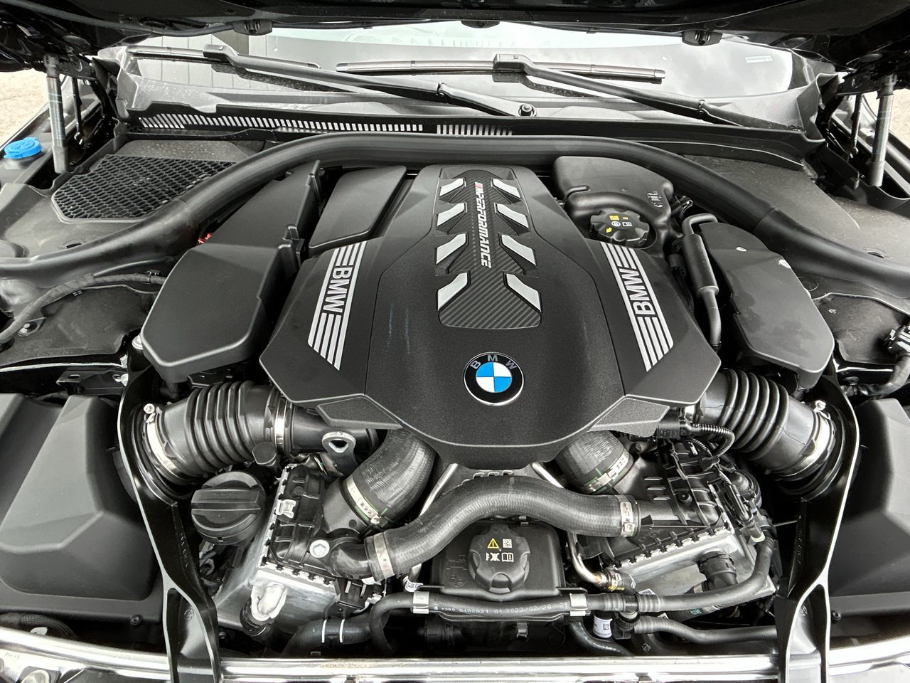 2024 BMW 8 Series Coupé in Aurora, Ontario