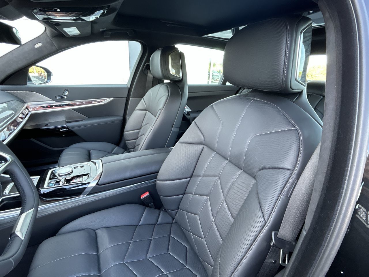 2024 BMW i7 in Aurora, Ontario