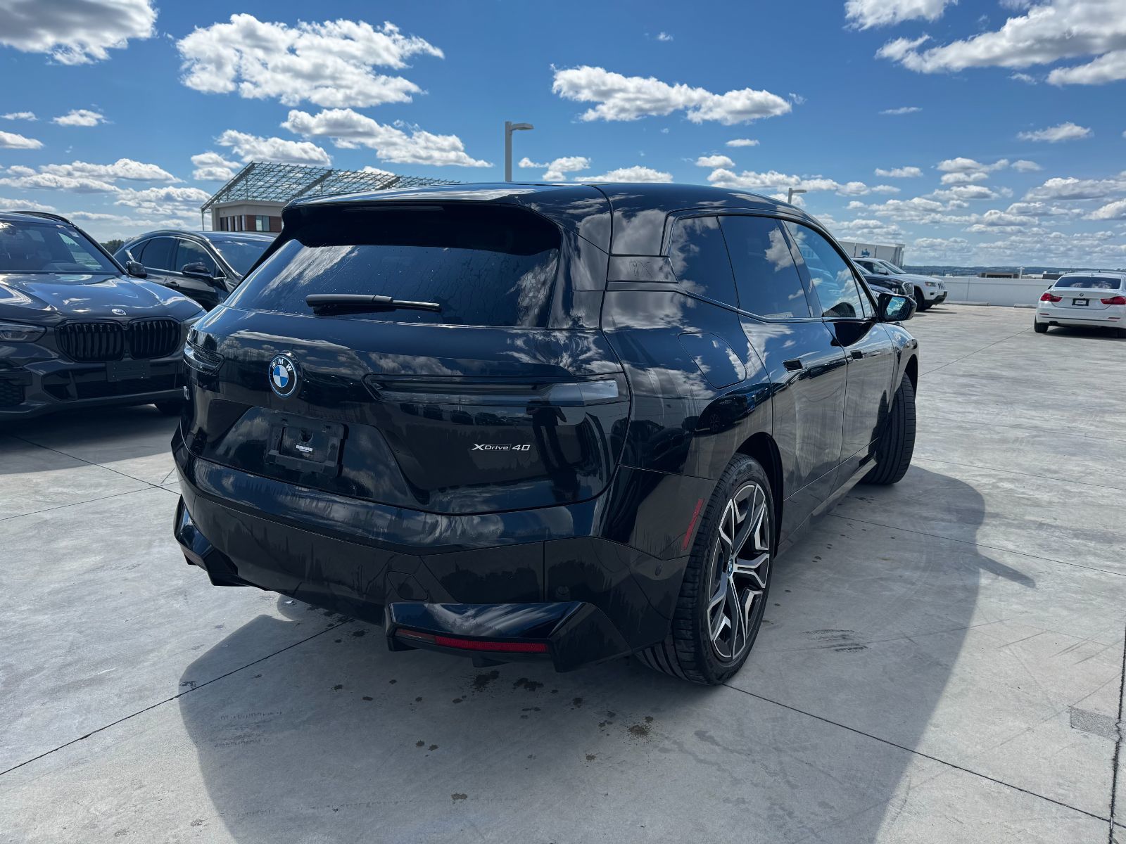 BMW IX  2023 à Aurora, Ontario
