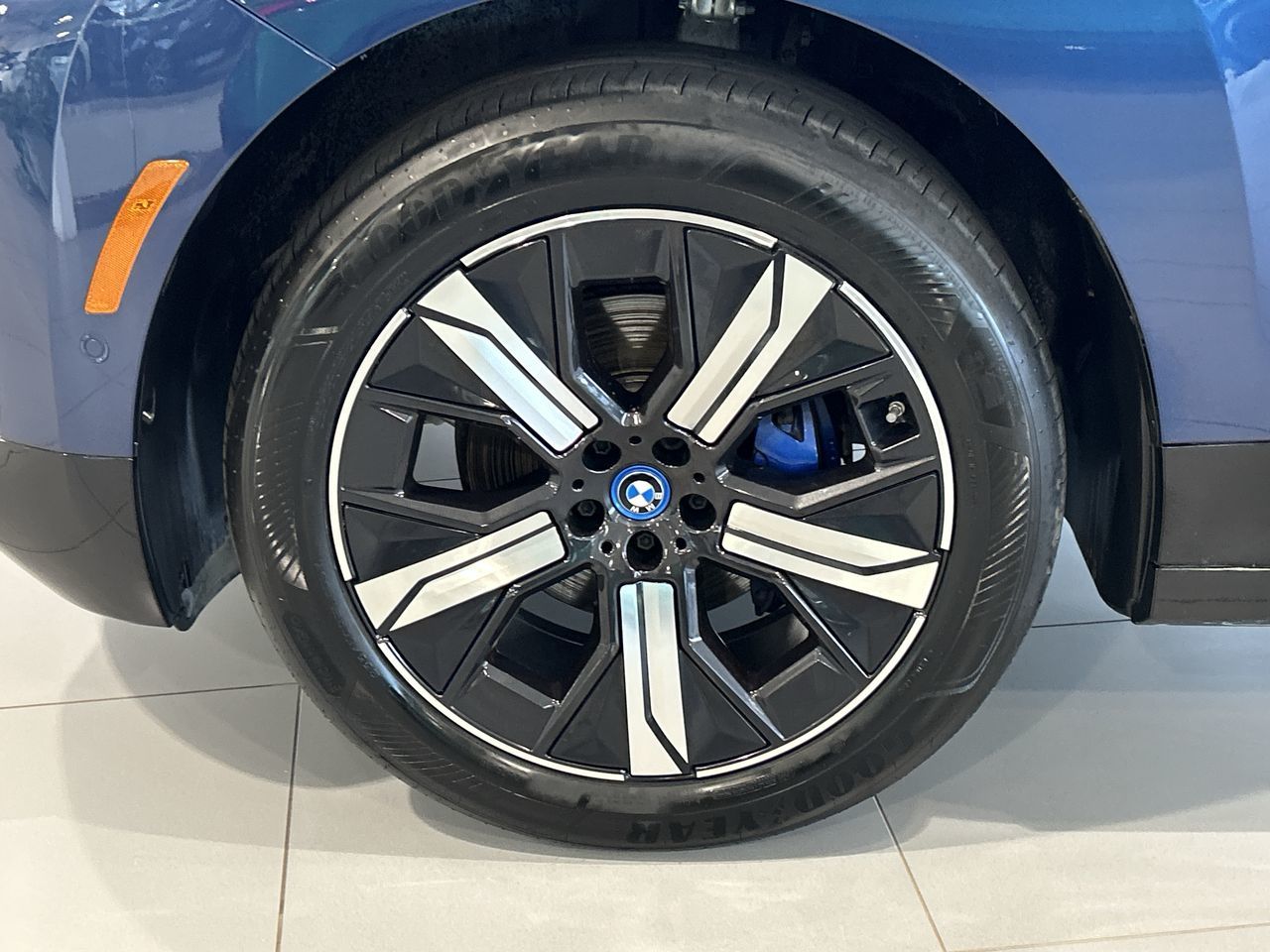 2023 BMW iX in Aurora, Ontario