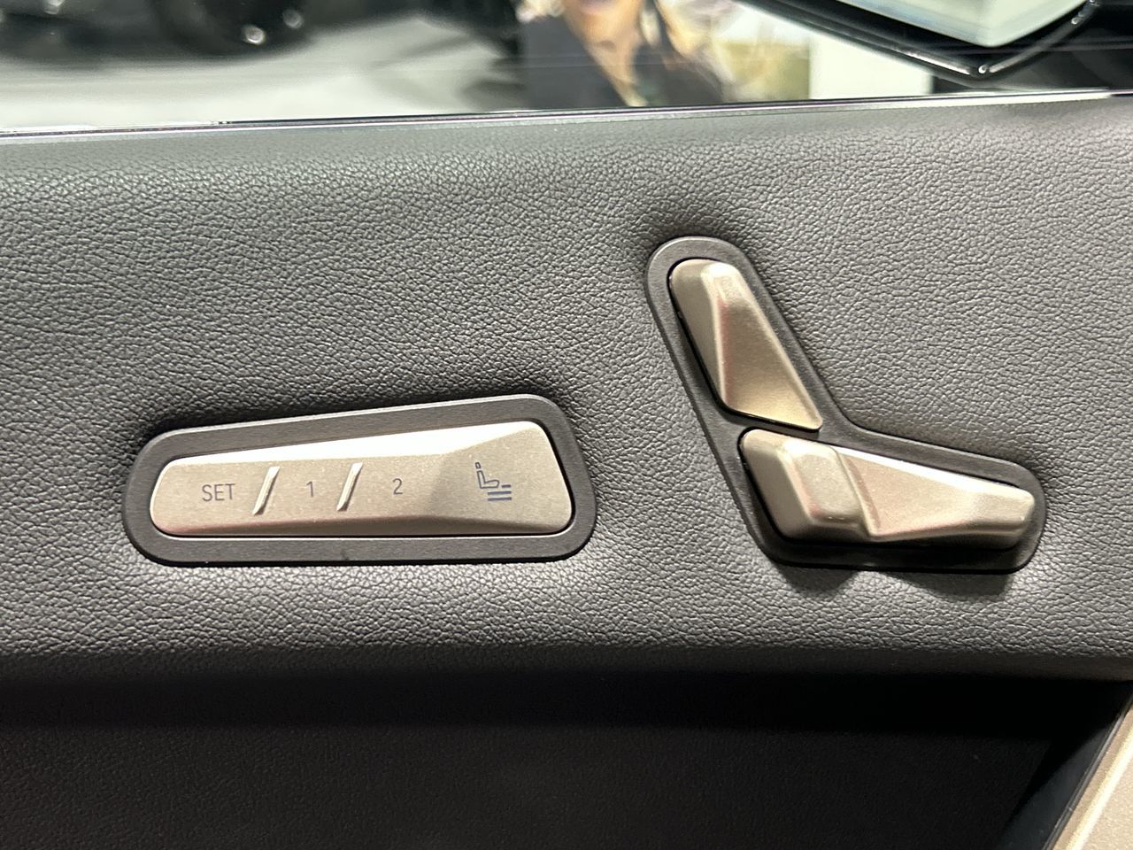 2024 BMW iX in Aurora, Ontario