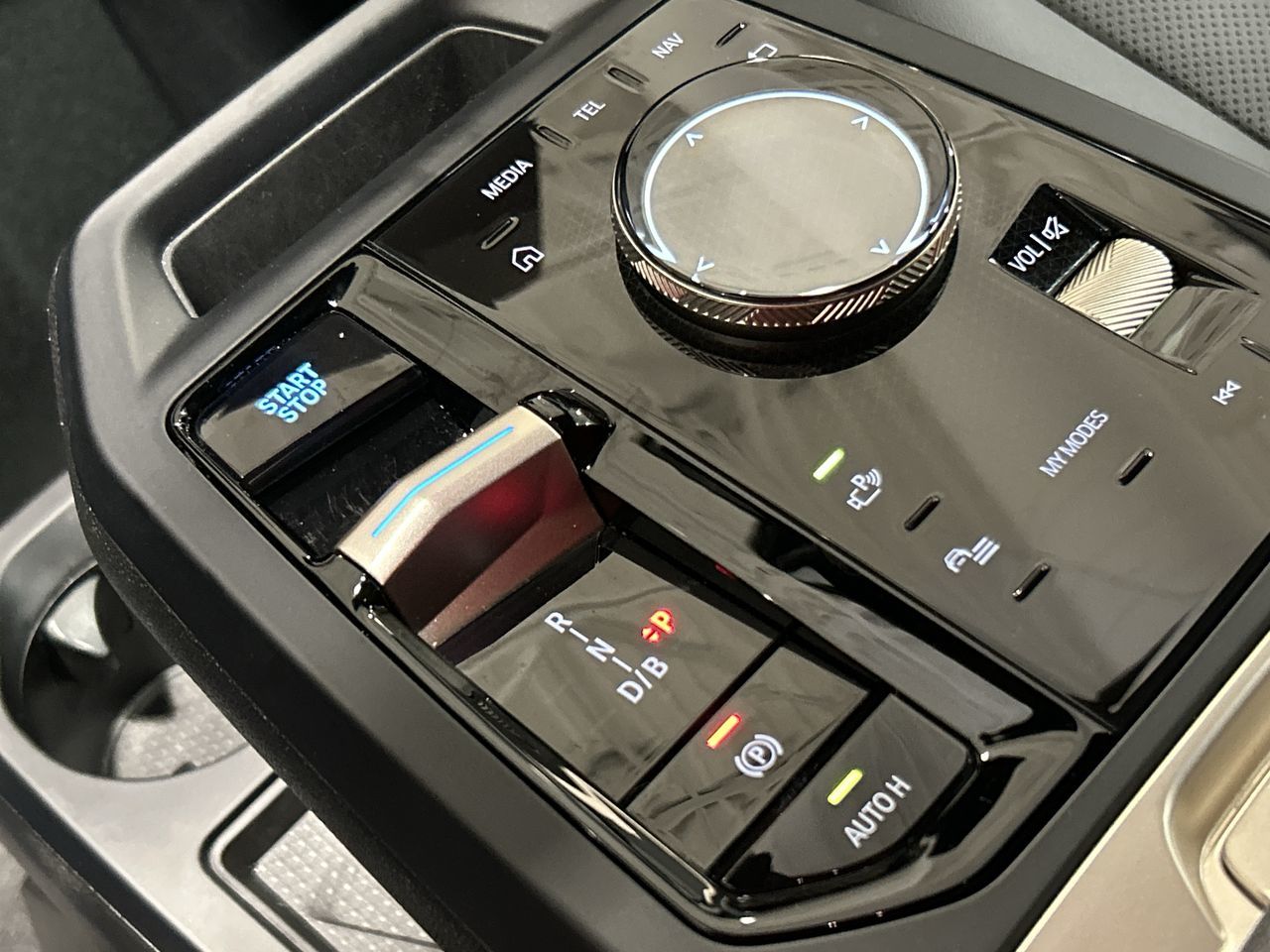 2024 BMW iX in Aurora, Ontario